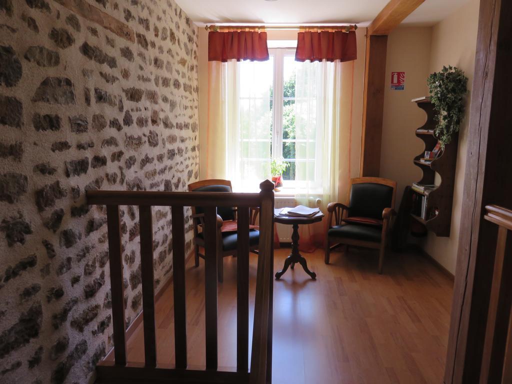 Les Quatre Saisons Bed and Breakfast Moitron-sur-Sarthe Esterno foto