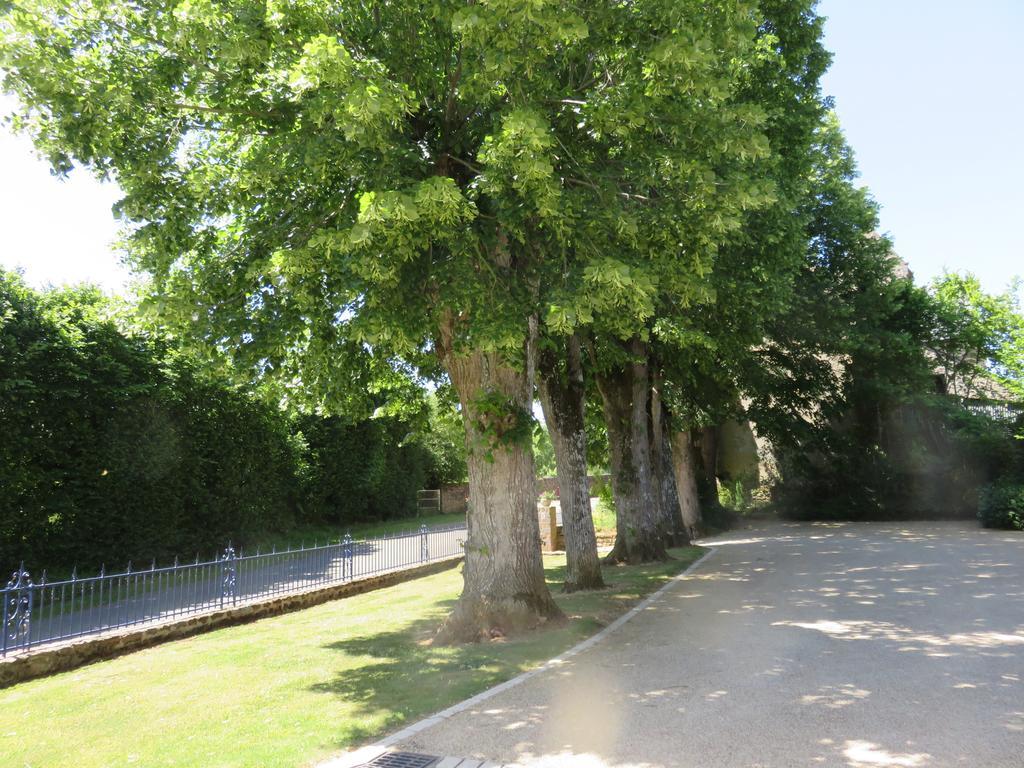 Les Quatre Saisons Bed and Breakfast Moitron-sur-Sarthe Esterno foto