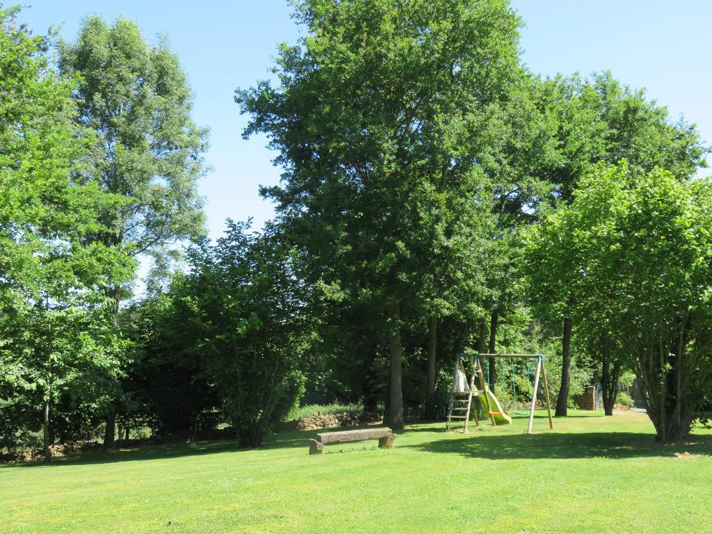 Les Quatre Saisons Bed and Breakfast Moitron-sur-Sarthe Esterno foto